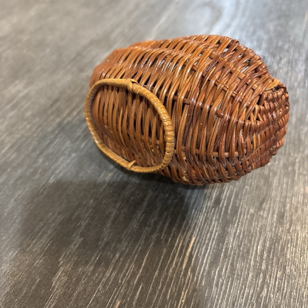 Vintage 90s Small Brown Wicker Duck Figurine Trinket Basket Goose Cottage Core - Picture 5 of 9